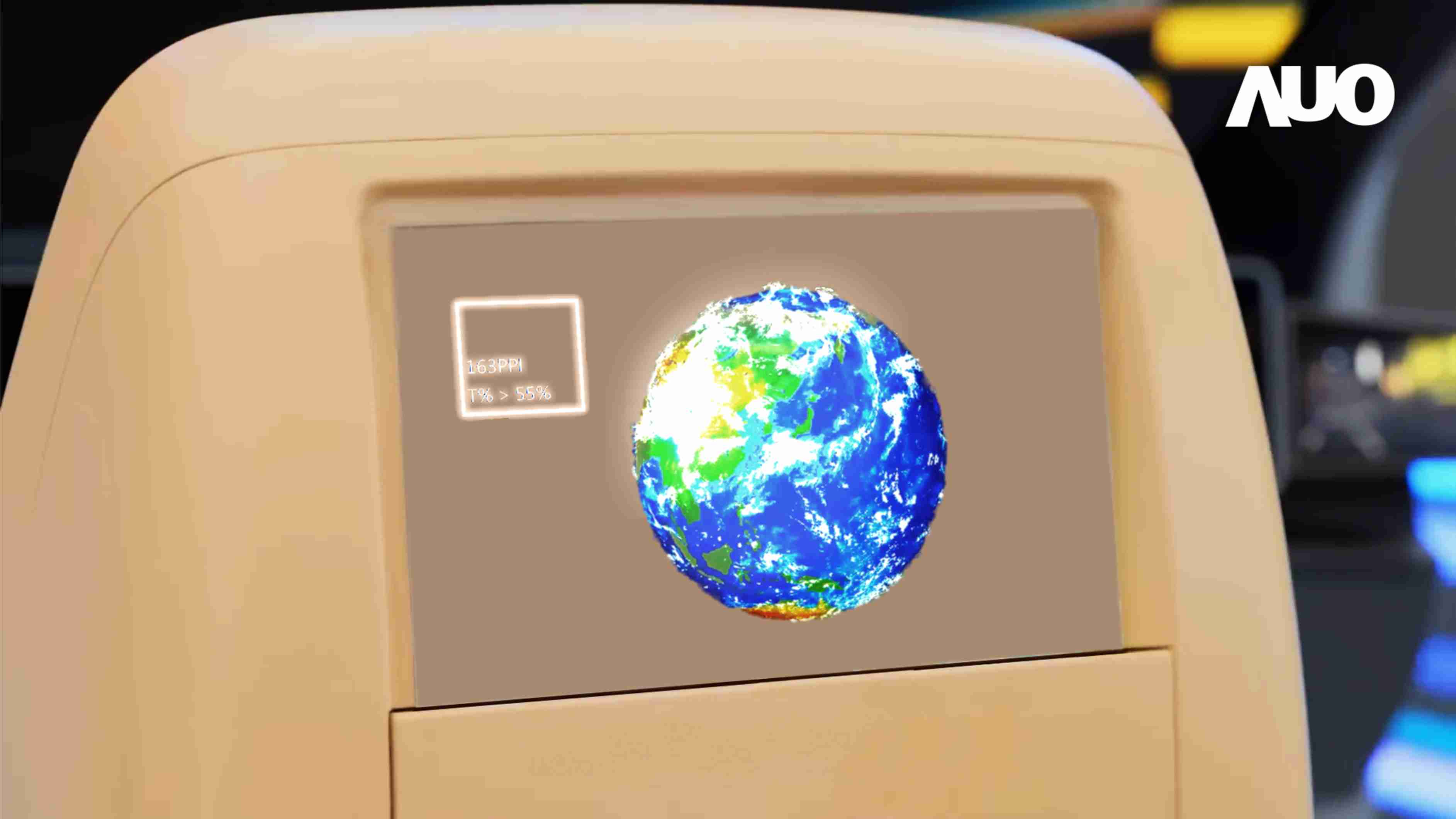 尊时凯龙突破设计与制程挑战，，推出全球最高分辨率163ppi的13.5吋透明Micro LED面板，，，，并积极布局智能车市场，，以期拓展透明显示应用的可能性